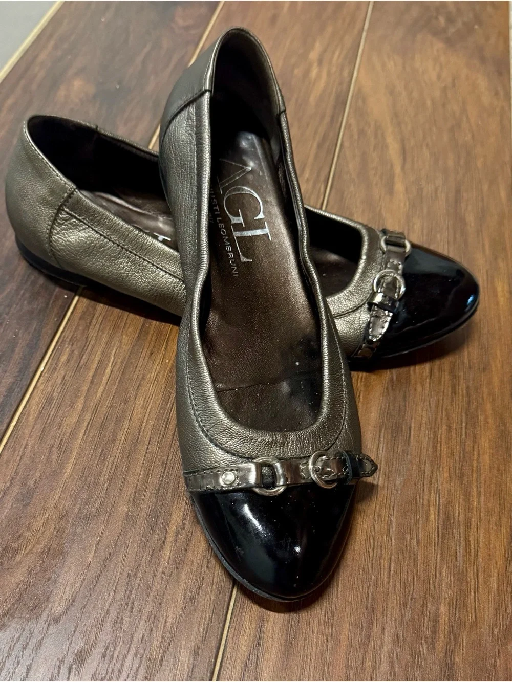 AGL Gray Metallic Leather Ballet Flats 39.5